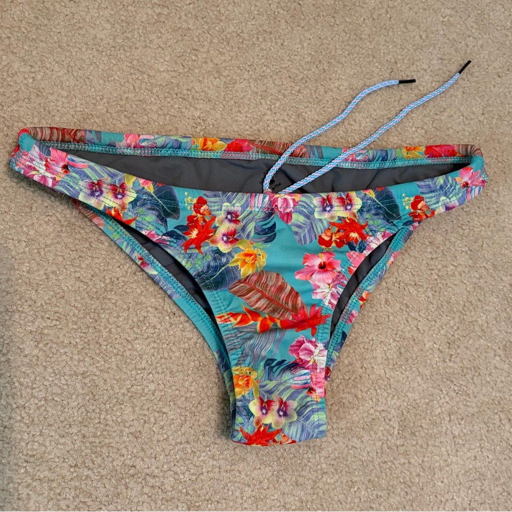 Jolyn Tropical Europe Bottoms